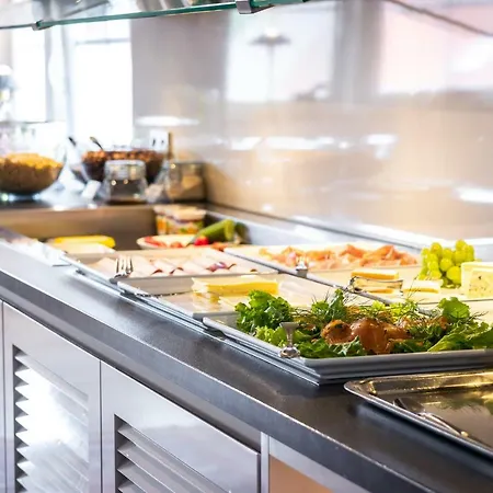 コンル ホテル エルヴァンゲン