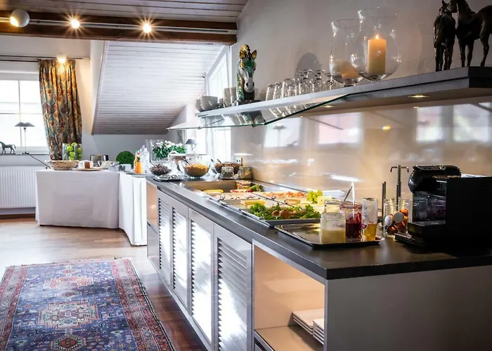 Konle فندق إلفانغن